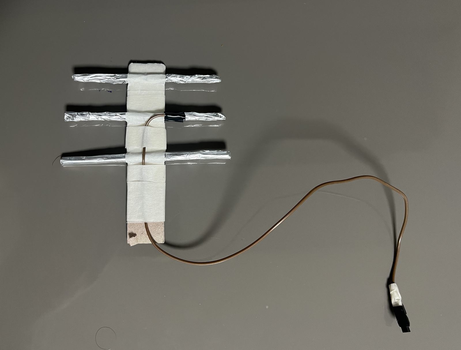 Homemade Yagi-Uda antenna for receiving satellite signals